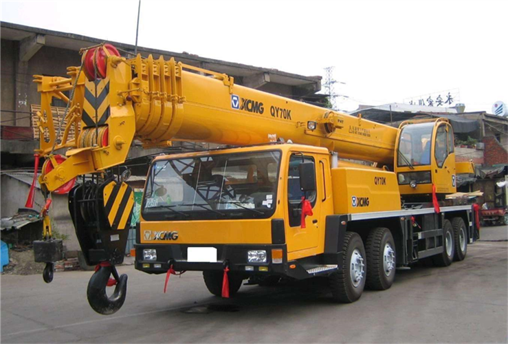 十堰市吊车出租选择重点